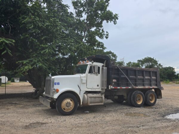 CAMION PETERBILT DE VOLTEO - Imagen 2