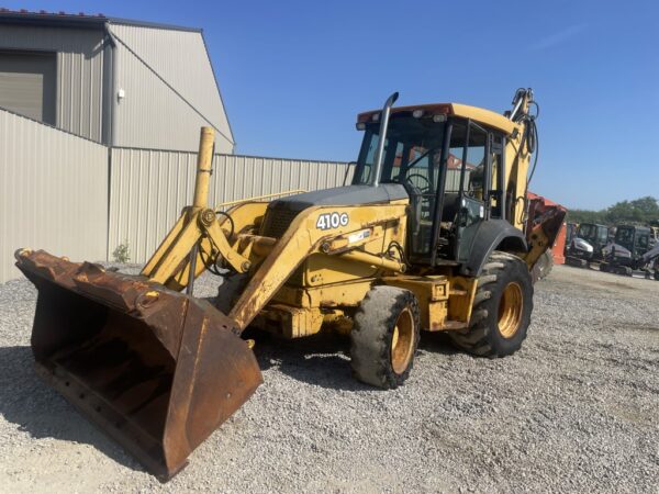 RETROEXCAVADORA JOHN DEERE 410G AÑO 2003